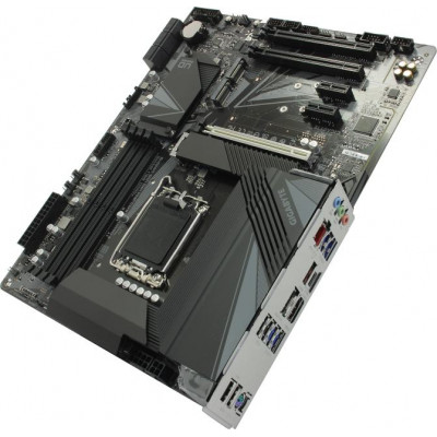 GIGABYTE Z690 UD (RTL) LGA1700 Z690 3xPCI-E HDMI+DP 2.5GbLAN SATA ATX 4DDR5